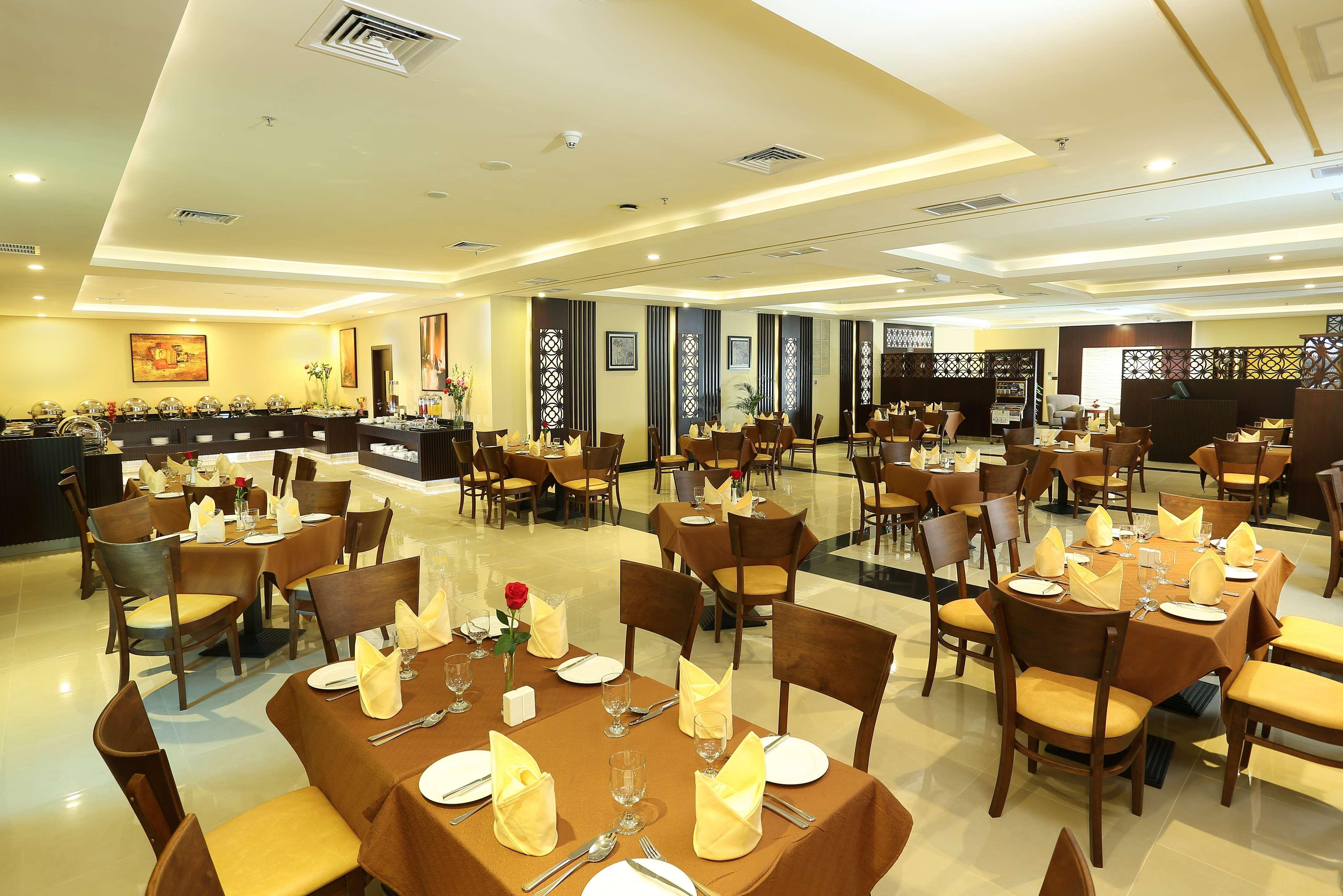 Best Western Plus Salmiya Kuwait City Bagian luar foto