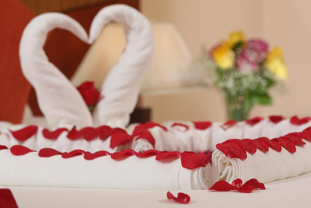 Best Western Plus Salmiya Kuwait City Bagian luar foto