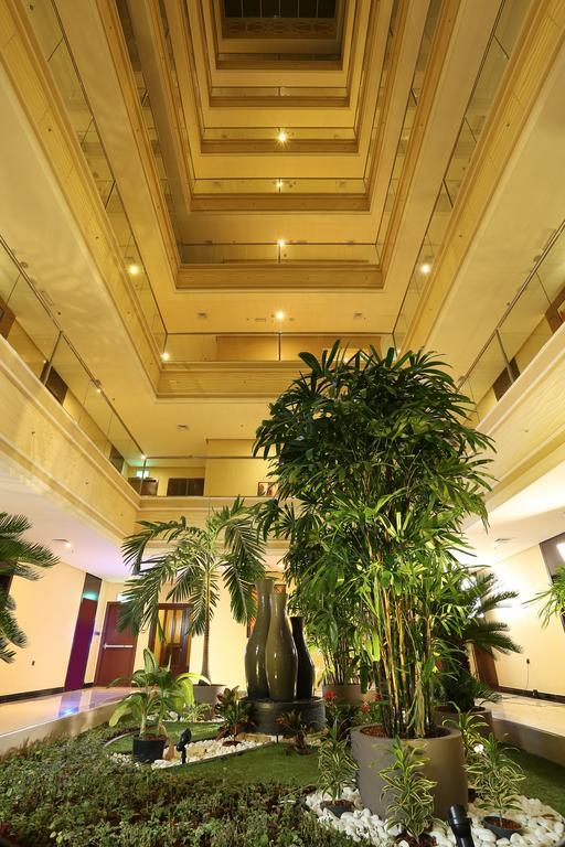 Best Western Plus Salmiya Kuwait City Bagian luar foto