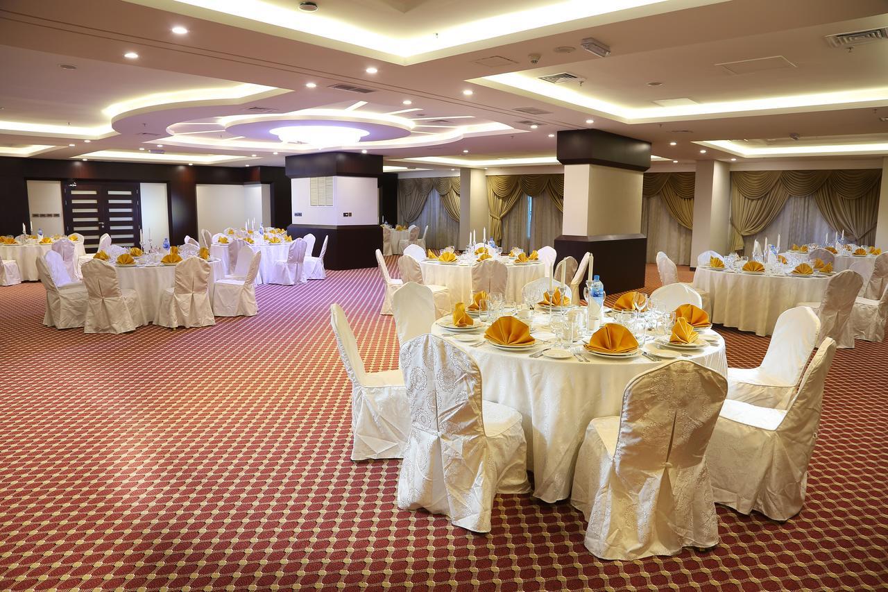 Best Western Plus Salmiya Kuwait City Bagian luar foto