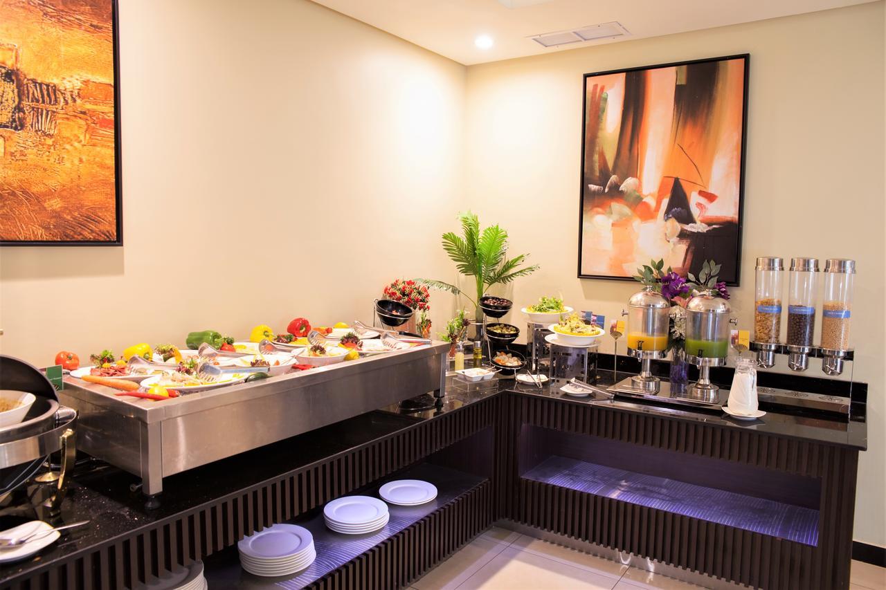 Best Western Plus Salmiya Kuwait City Bagian luar foto