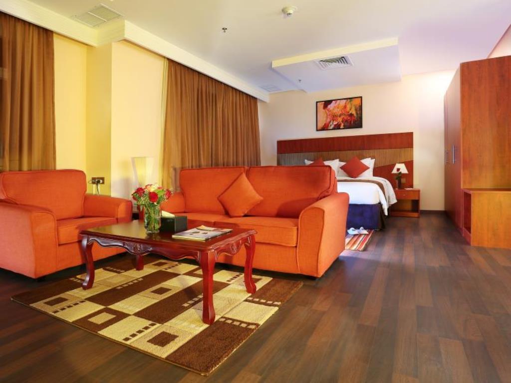 Best Western Plus Salmiya Kuwait City Bagian luar foto