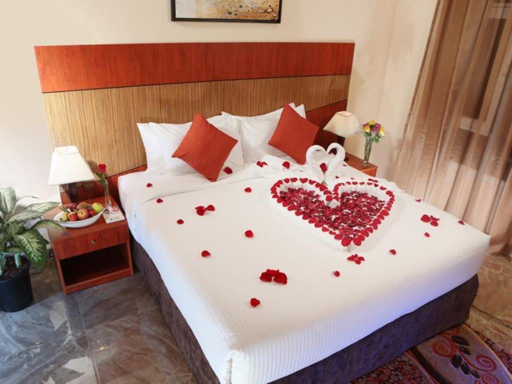 Best Western Plus Salmiya Kuwait City Bagian luar foto