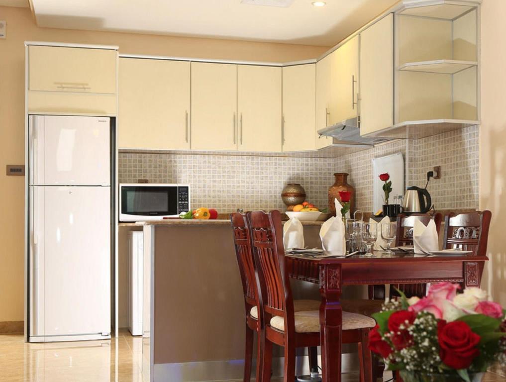 Best Western Plus Salmiya Kuwait City Bagian luar foto